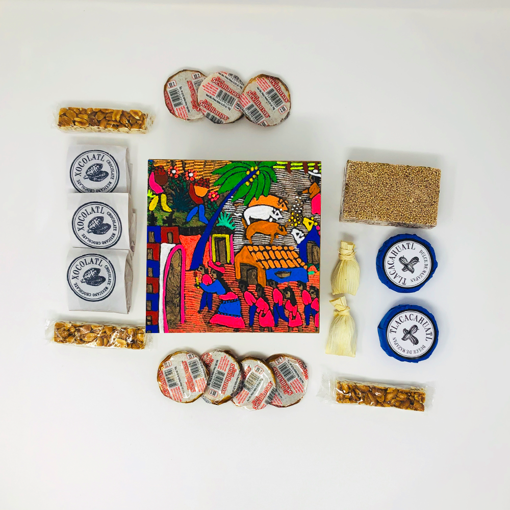 Caja con amate y dulces mexicanos para regalos - Ambiente Mexicano