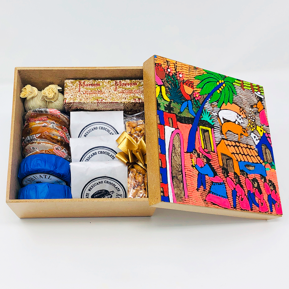 Caja con amate y dulces mexicanos para regalos - Ambiente Mexicano