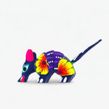 Alebrije miniatura con forma de armadillo_Hecho en madera de copal_comercio Justo Ambiente Mexicano