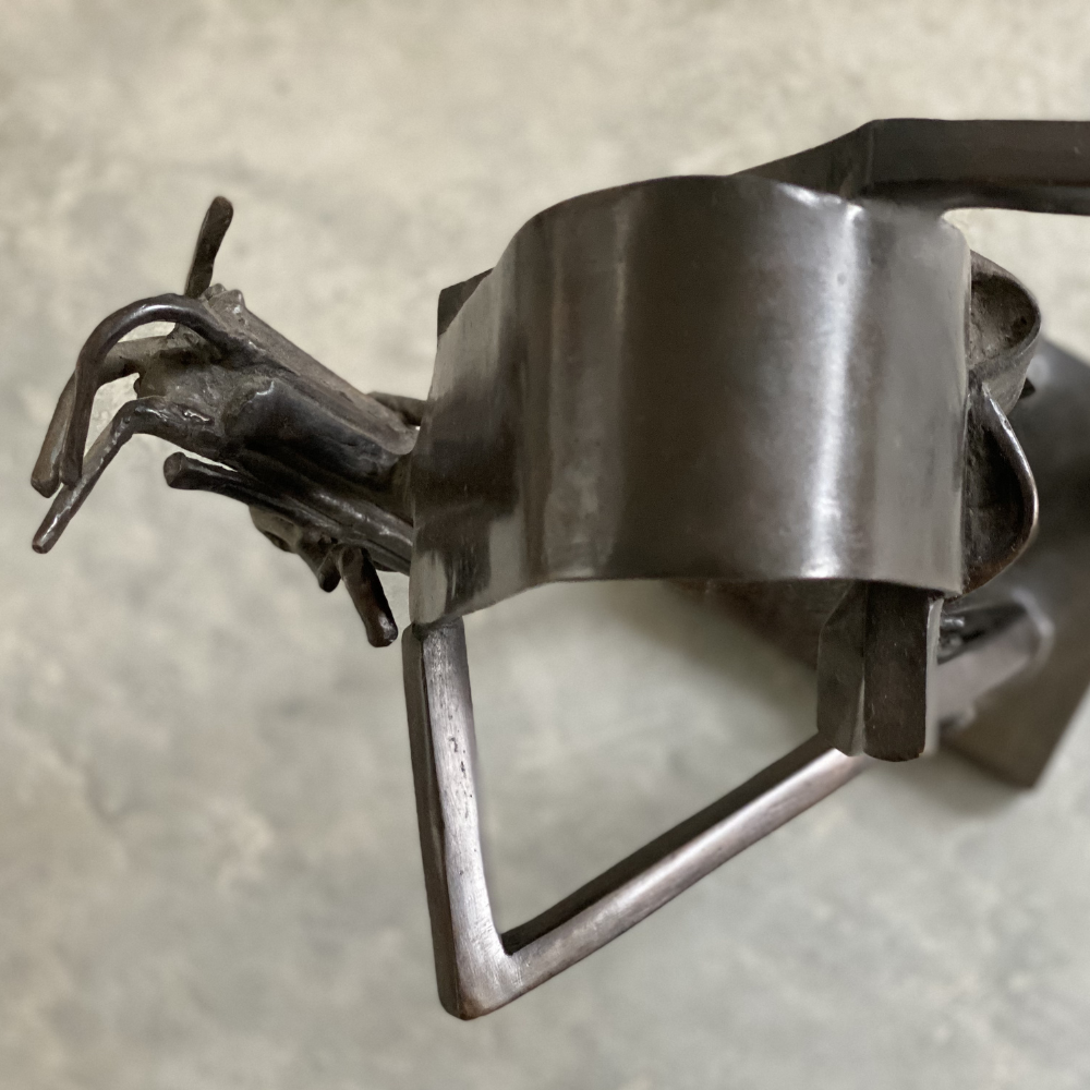 Certificado de autenticidad expedido por Mario Zarza para escultura El Hombre de los Columpios en bronce — arte certificado para empresas - Ambiente Mexicano