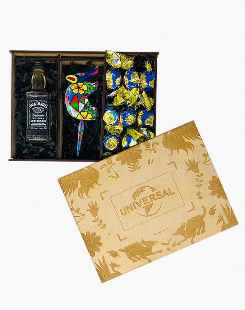 Caja Tequila Jalisco con alebrije mediano 2021 - Ambiente Mexicano