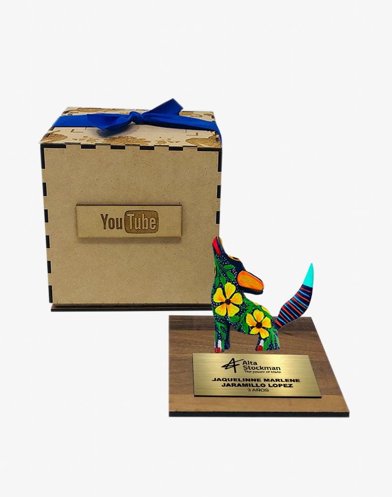 Trofeo con alebrije chico 2021 - Ambiente Mexicano