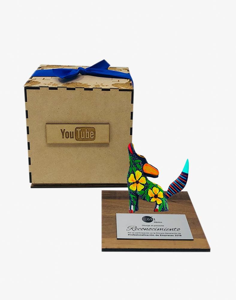 Trofeo con alebrije chico 2021 - Ambiente Mexicano